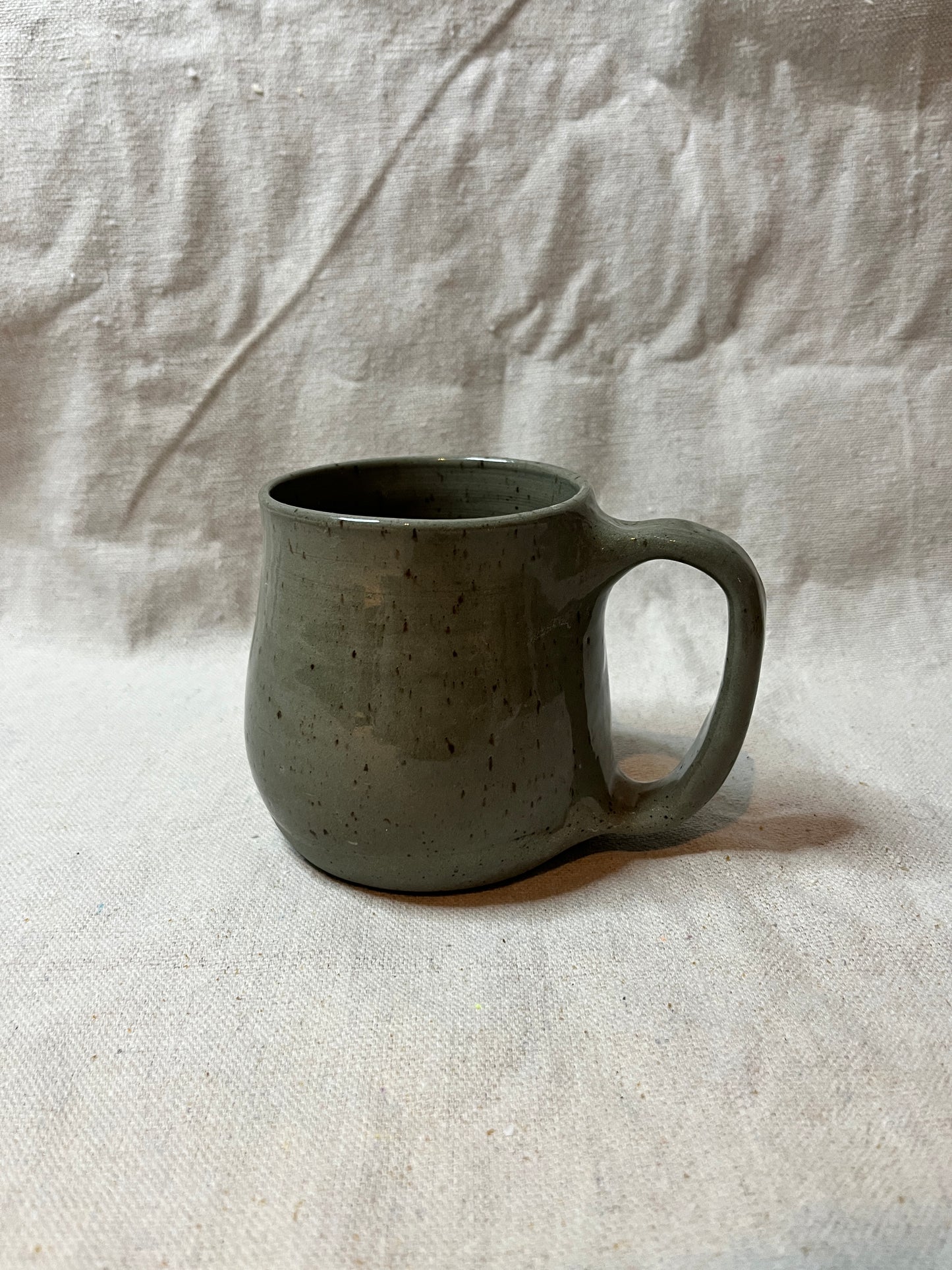 F&F mug: FERAL (10oz)