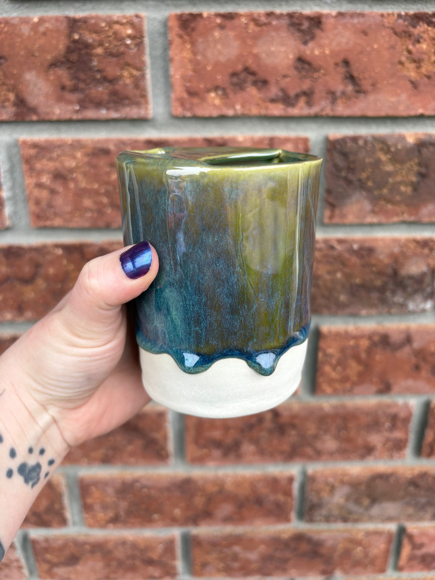 to-go cup drippy greens - 12oz