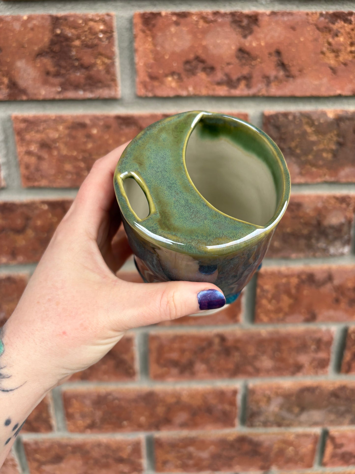 to-go cup drippy greens - 12oz