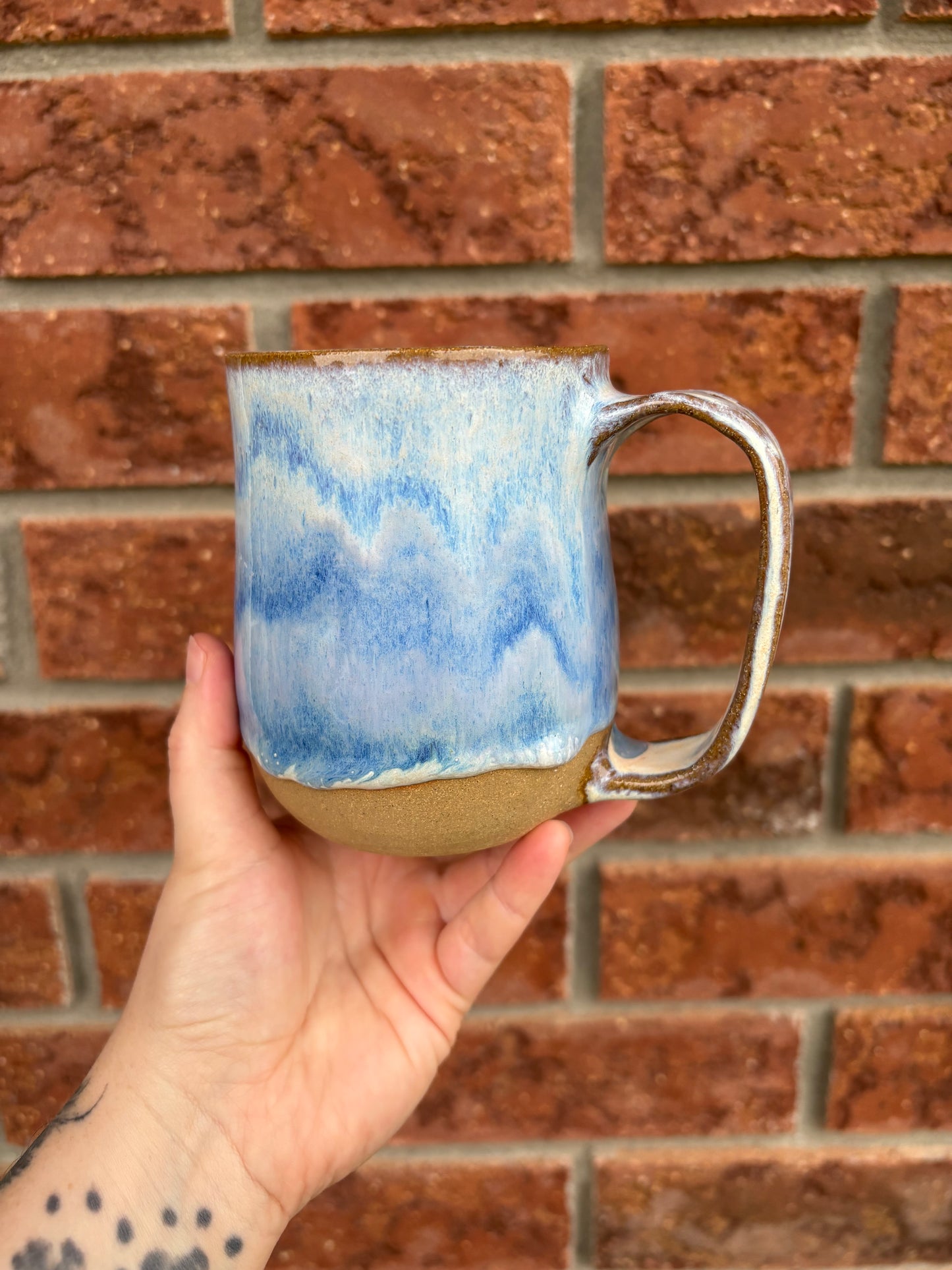 drippy blues - 16oz