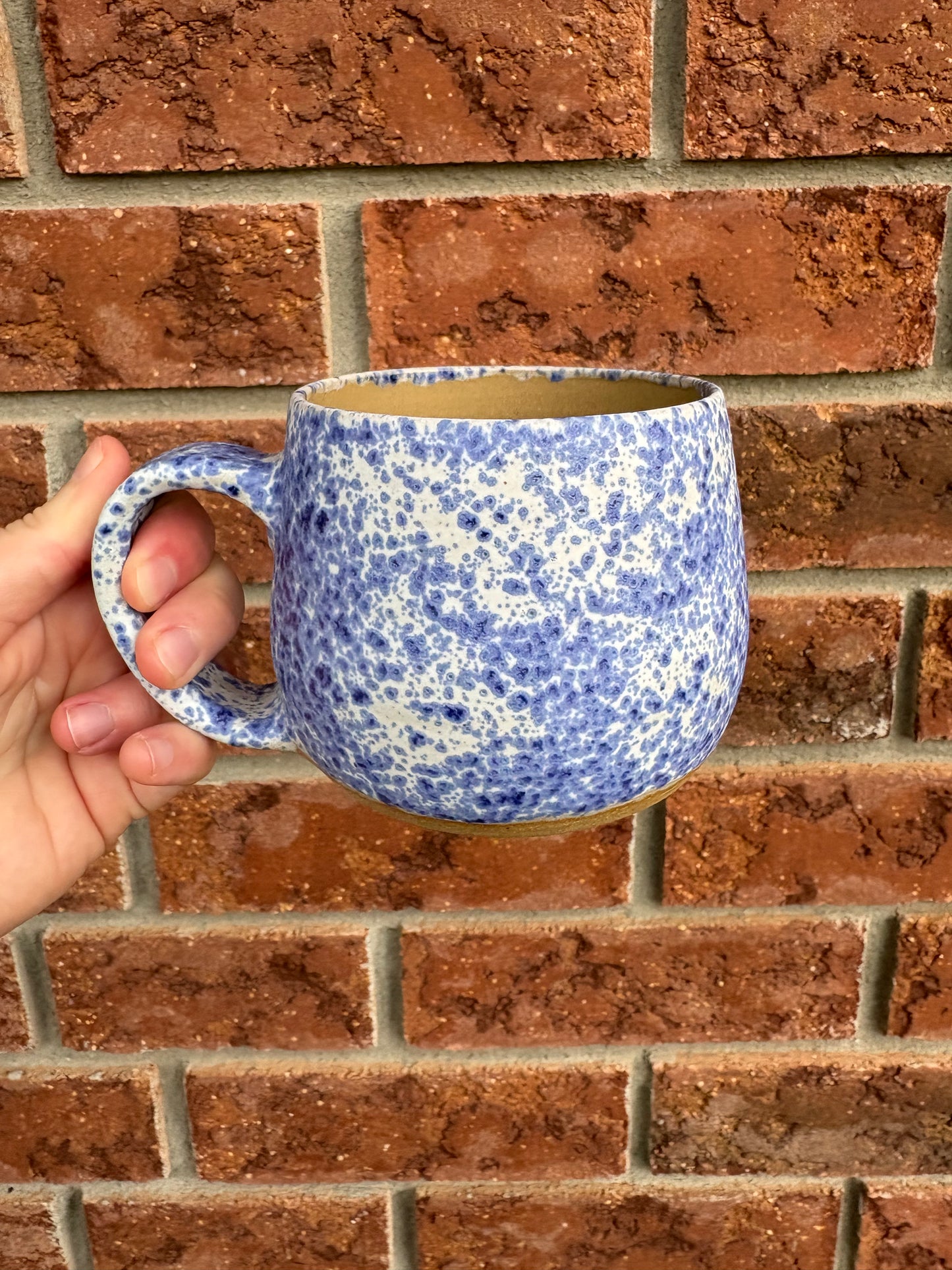 spotty blue - 16oz