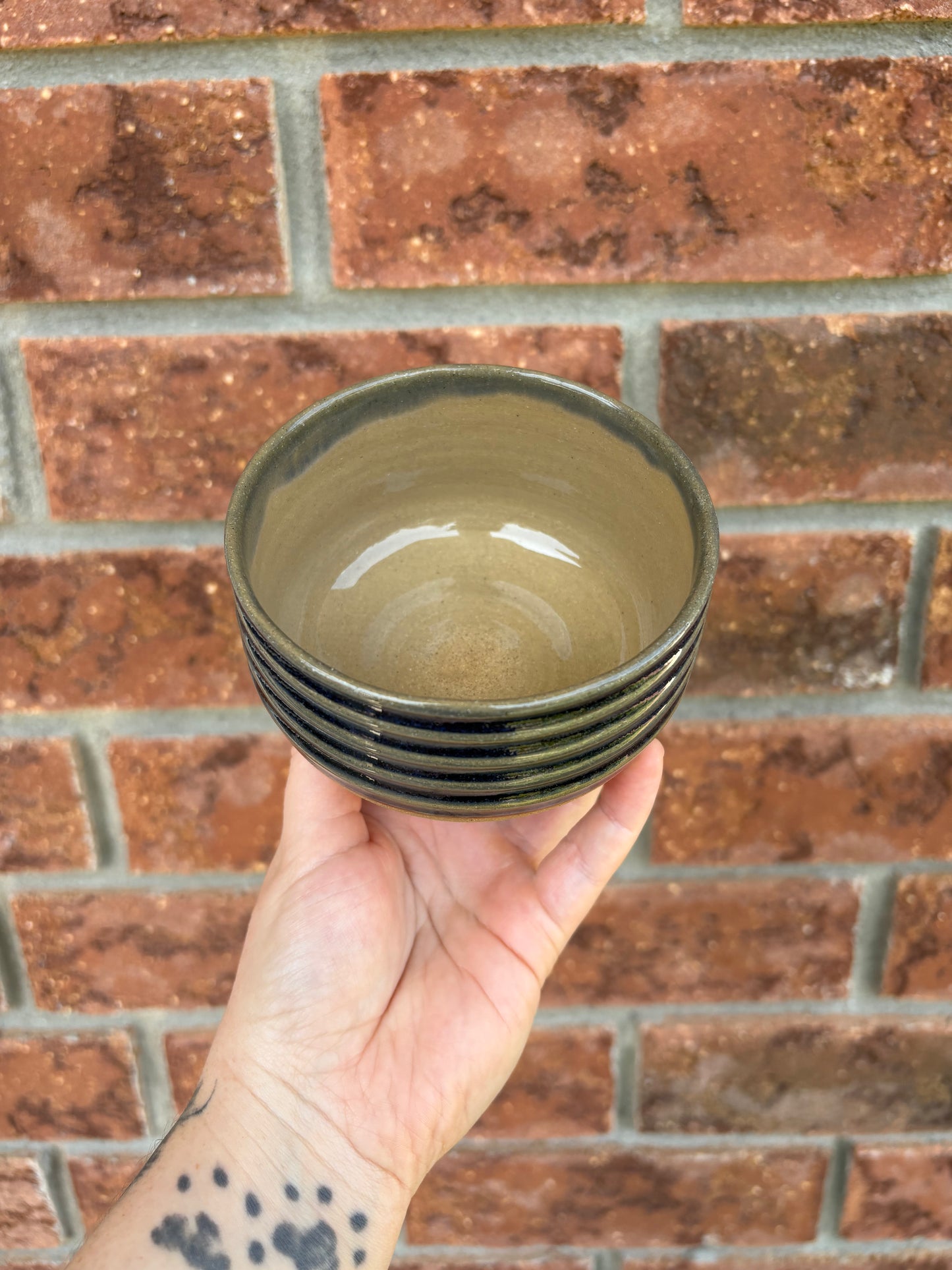 textured smol bowl