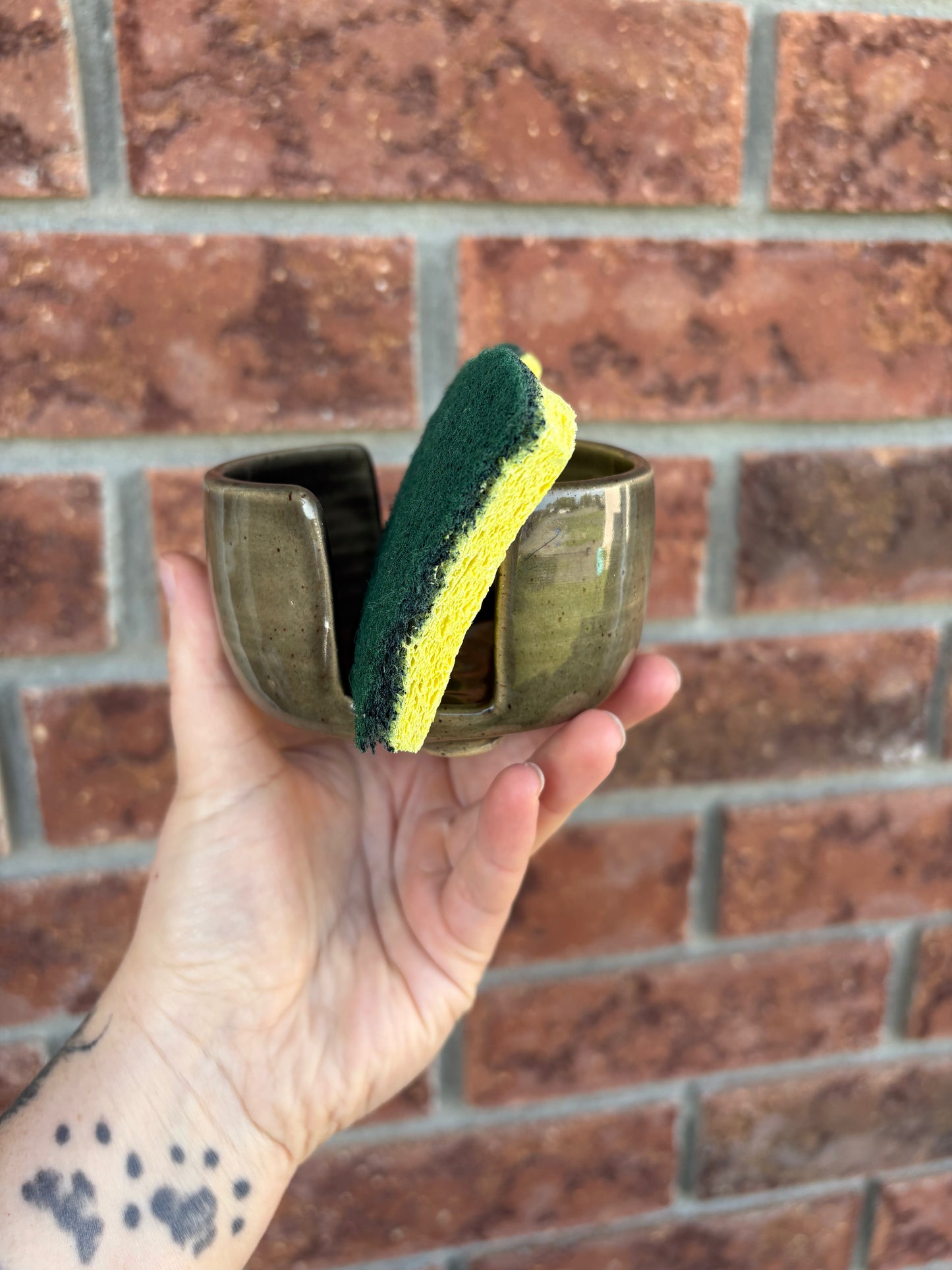 smoke sponge holder