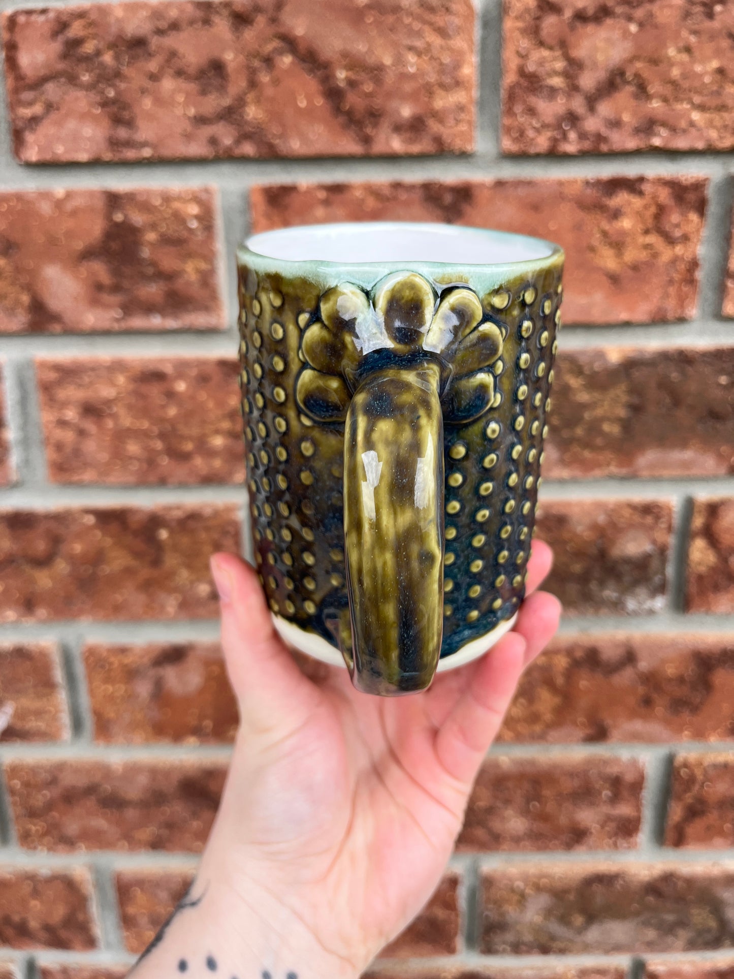 brass textured dots - 12oz