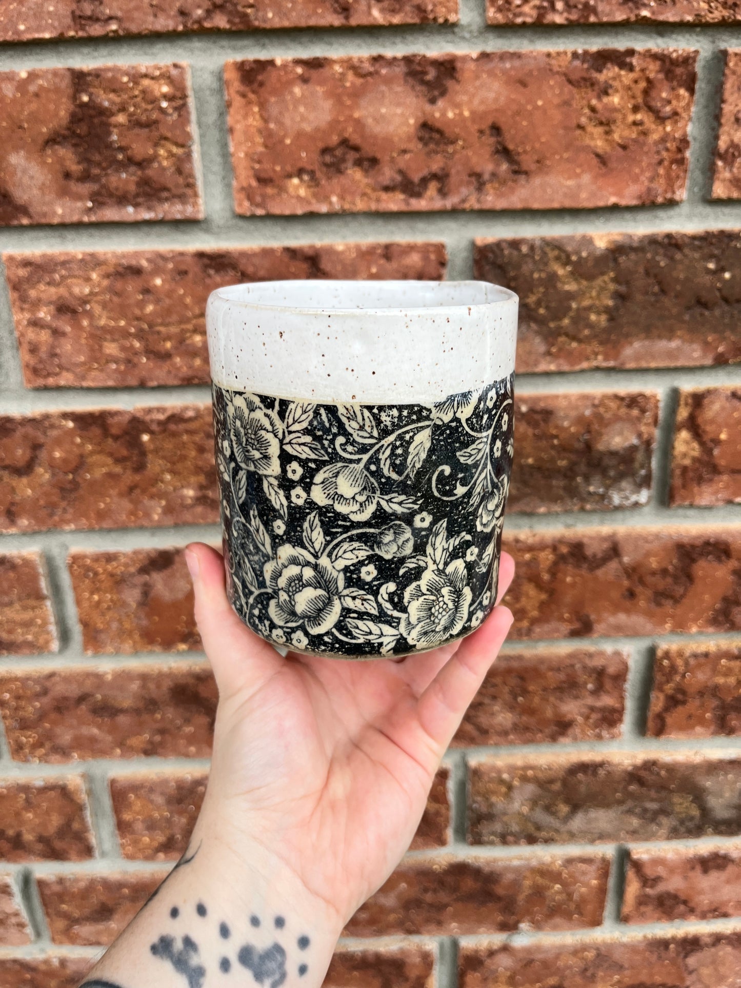 dark floral - 18oz