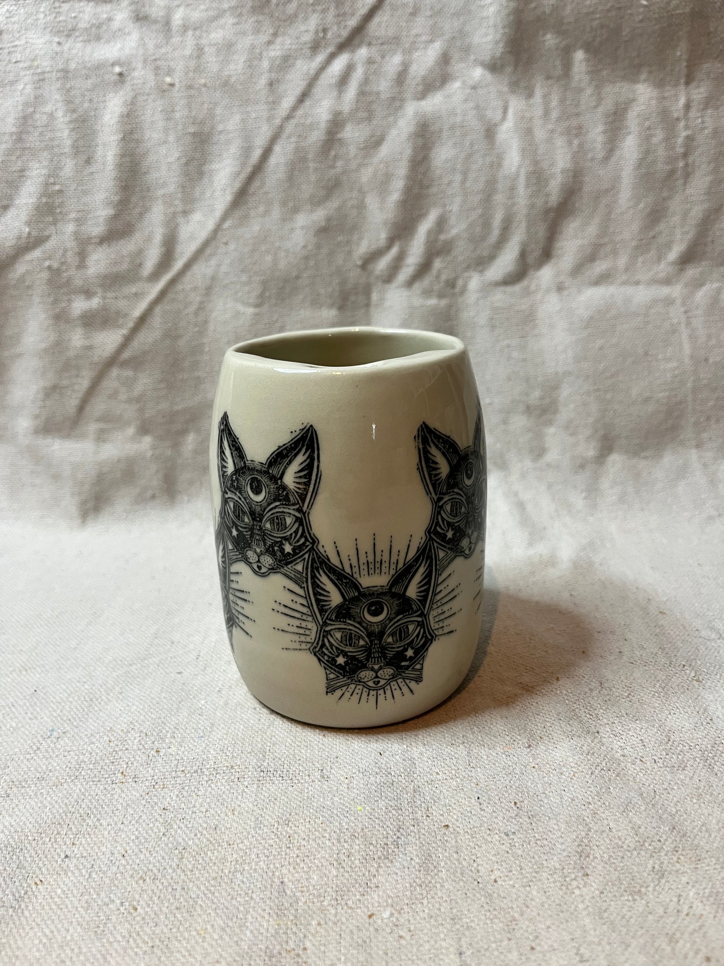 F&F mug: mystic kitty lil' sipper (8ish oz)